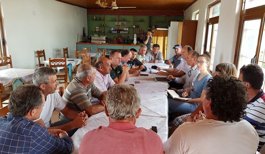 Wurden niemals offiziell über die Wasserkraftpläne informiert: die Anwohner aus dem betroffenen Dorf Kut. © EuroNatur 